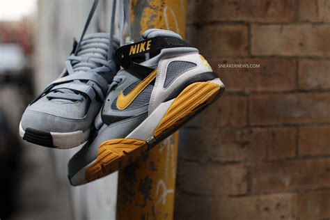 nike air rainer 1991|Nike Air Trainer Max 91 Sneakers .